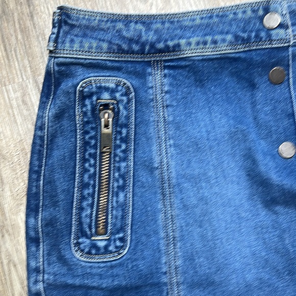 REISS Kaleigh Denim Mini Skirt Size 14 - Picture 4 of 12